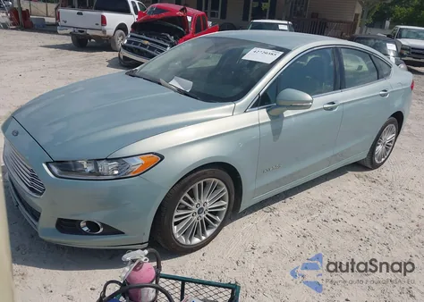 2013 Ford Fusion Hybrid Se from USA, damaged, VIN 3FA6P0LU8DR265460